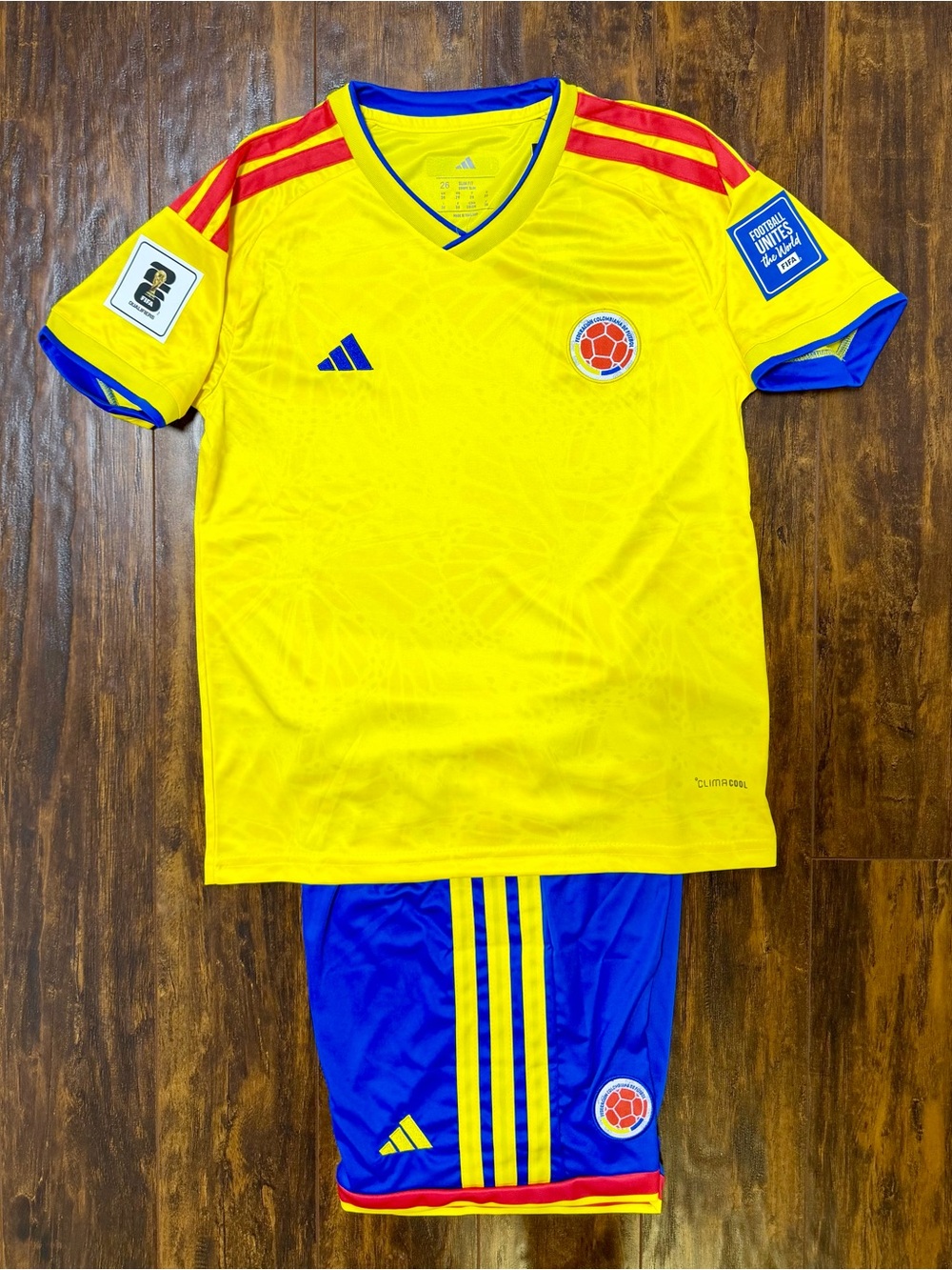 Colombia world cup Soccer Jersey with Shorts for kids - Size XL # 26